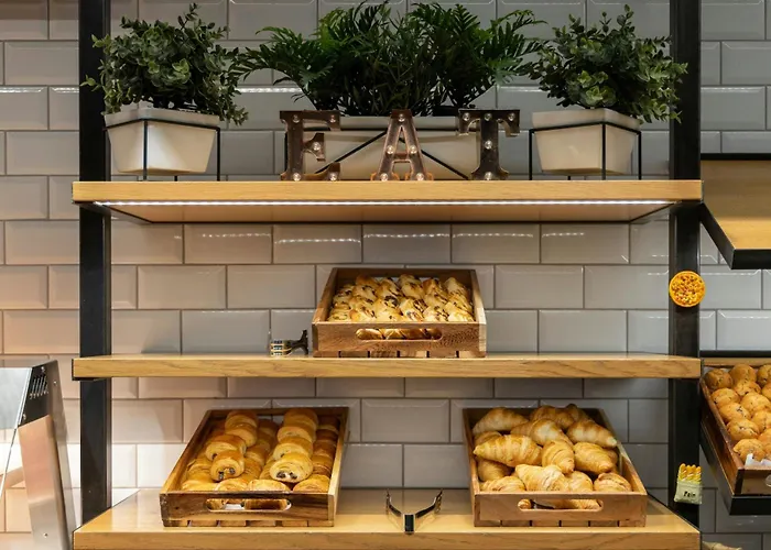 Moxy London StratfordAirport Hotel